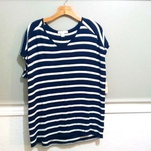 Plus size (XL), V-neck, blue stripe and tan
